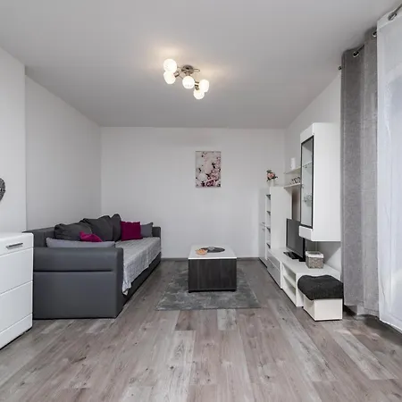 Lovely In With Kitchen Apartment